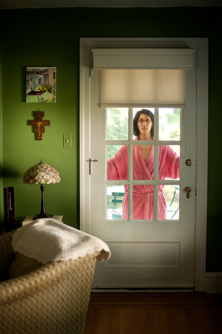 portrait-project-housewife-woman-bathrobe
