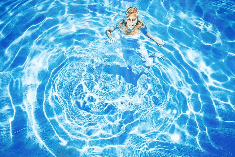 Seasun Pool Swirl | American Housewife
